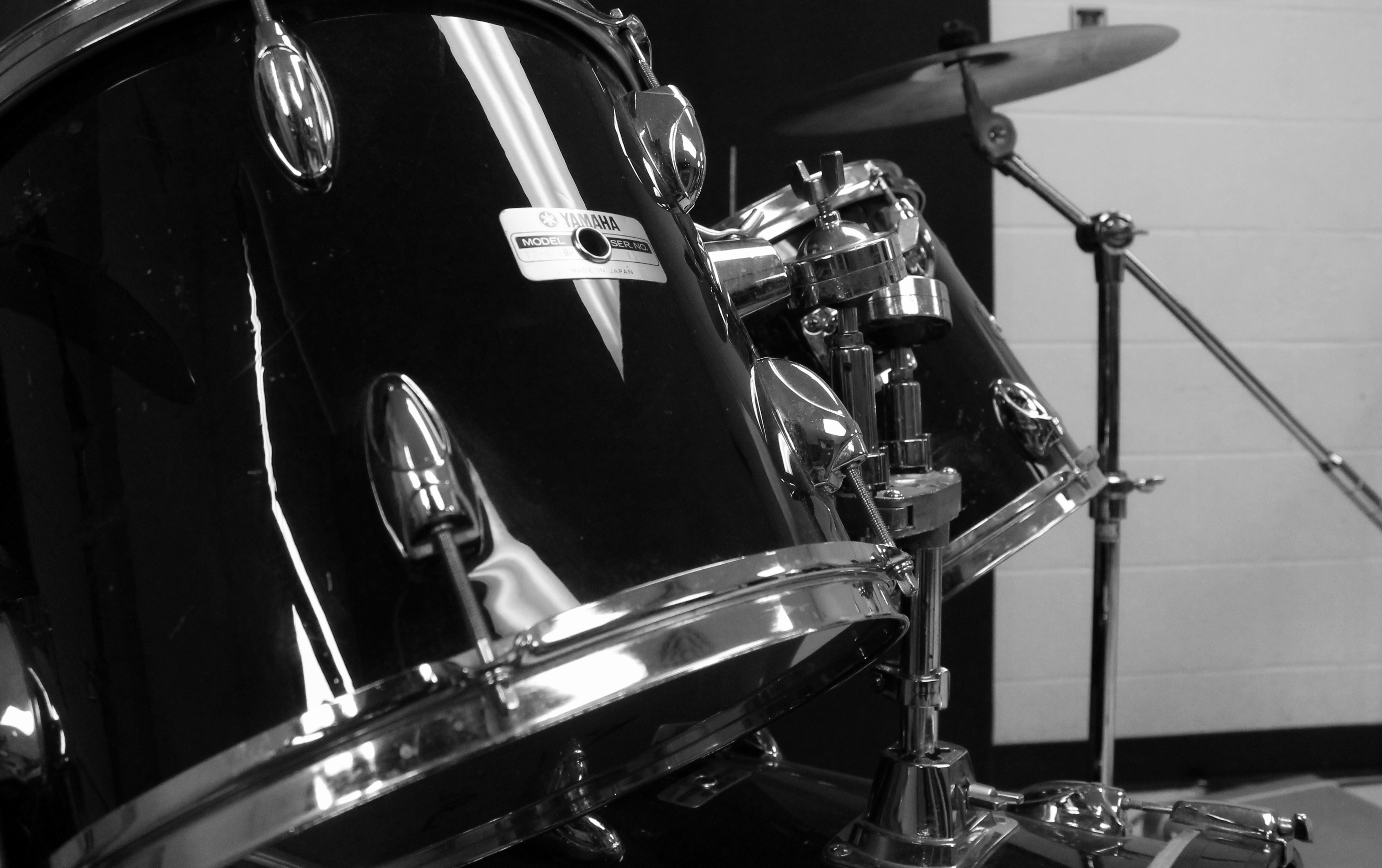 drums in drum set